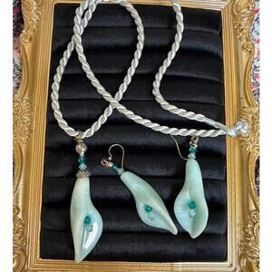 Handcrafted Calla Lily Necklace Earrings Seafoam Blue Boho Coastal EUC